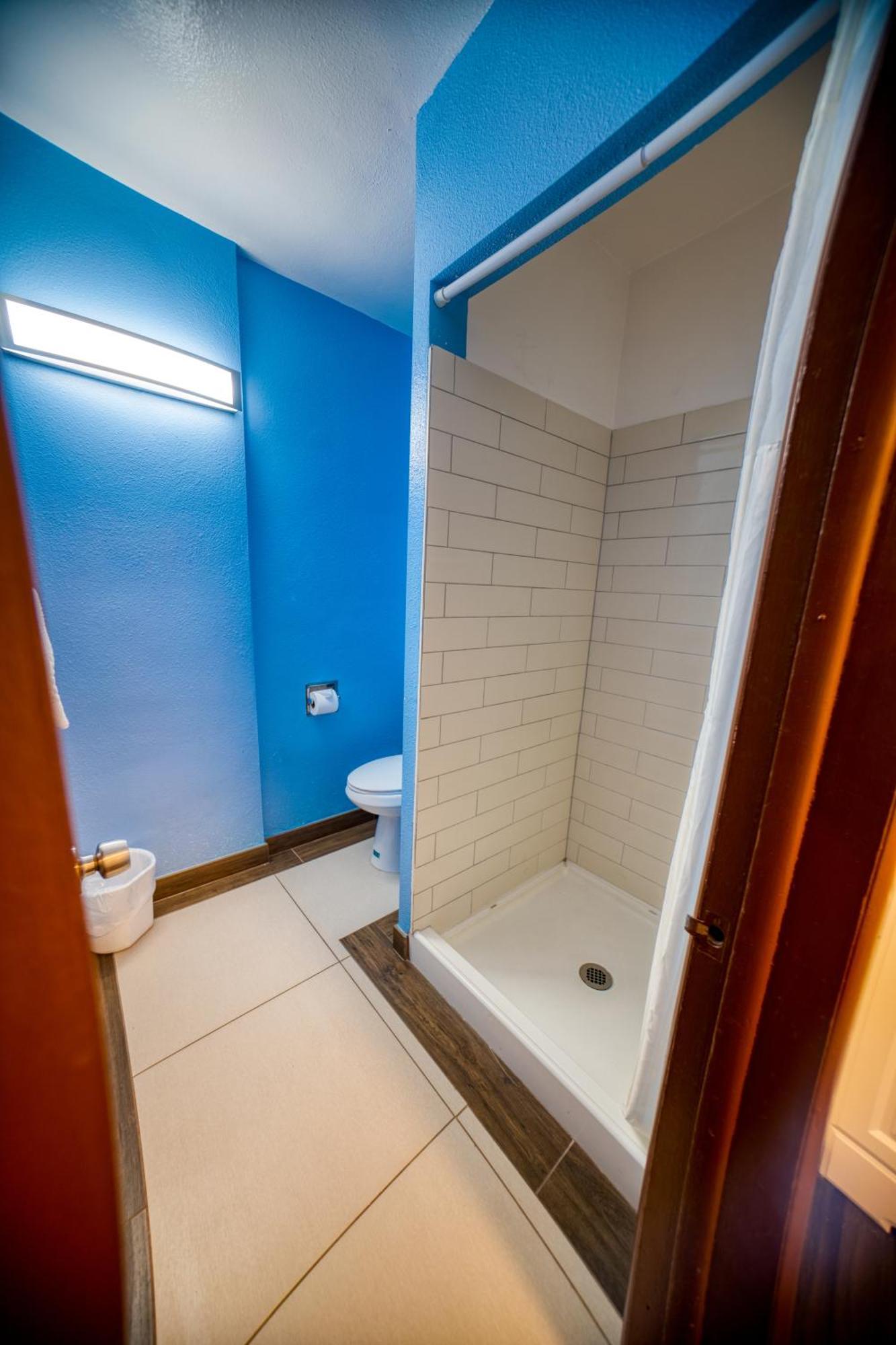 Budget Inn Даллес Экстерьер фото