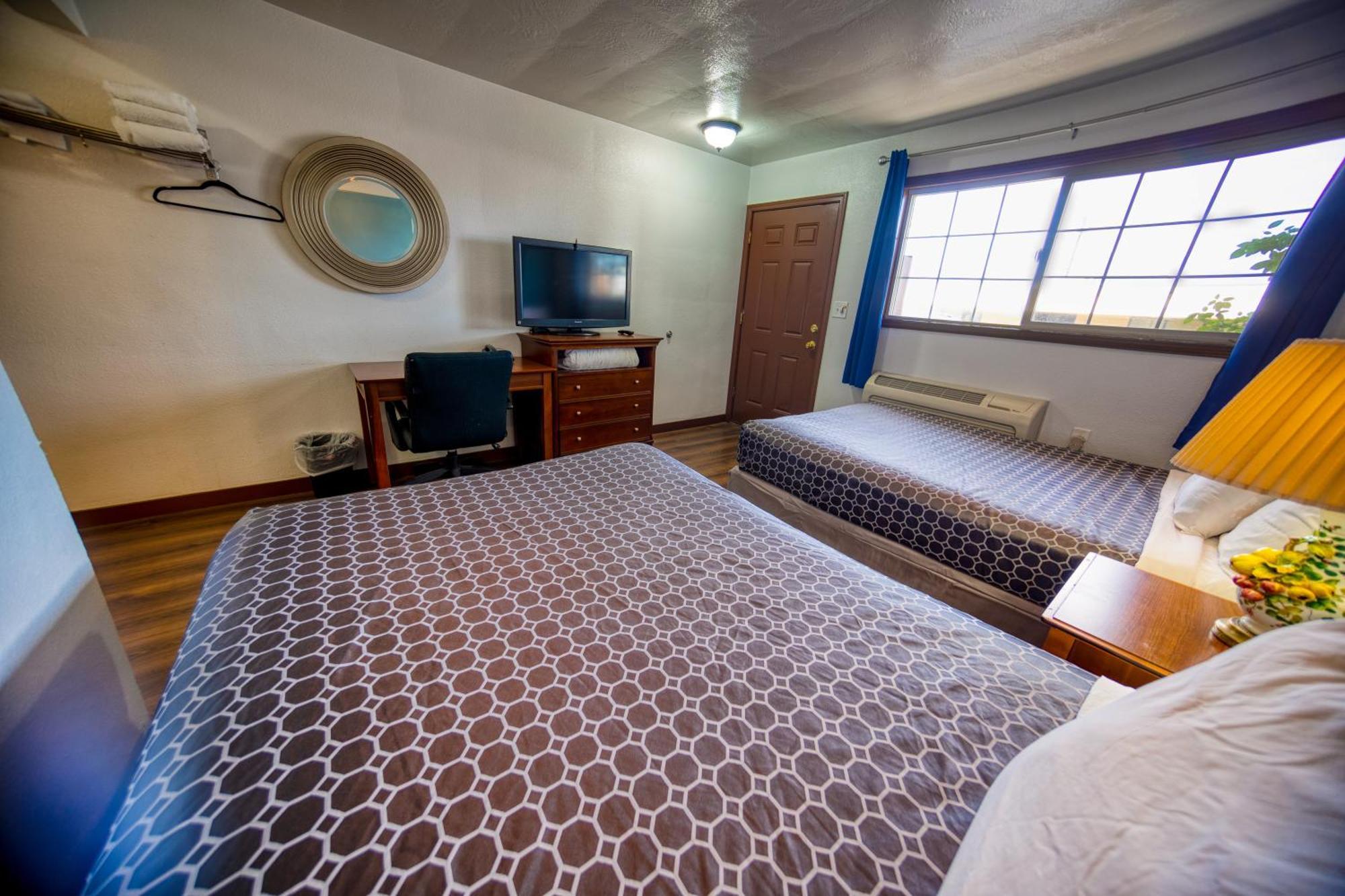 Budget Inn Даллес Экстерьер фото